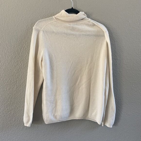 Charter Club Cashmere Sweater Womens Large Ivory Cream Turtleneck Lightweight - Picture 2 of 8